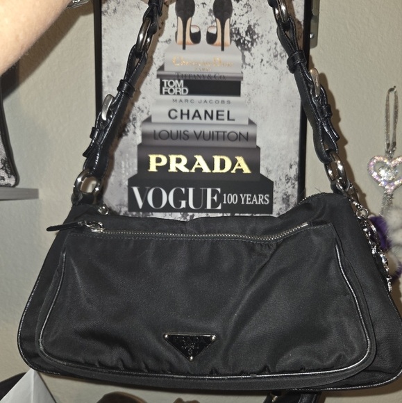 Prada Black Shoulder Bag with Structured Design - Picture 1 of 5
